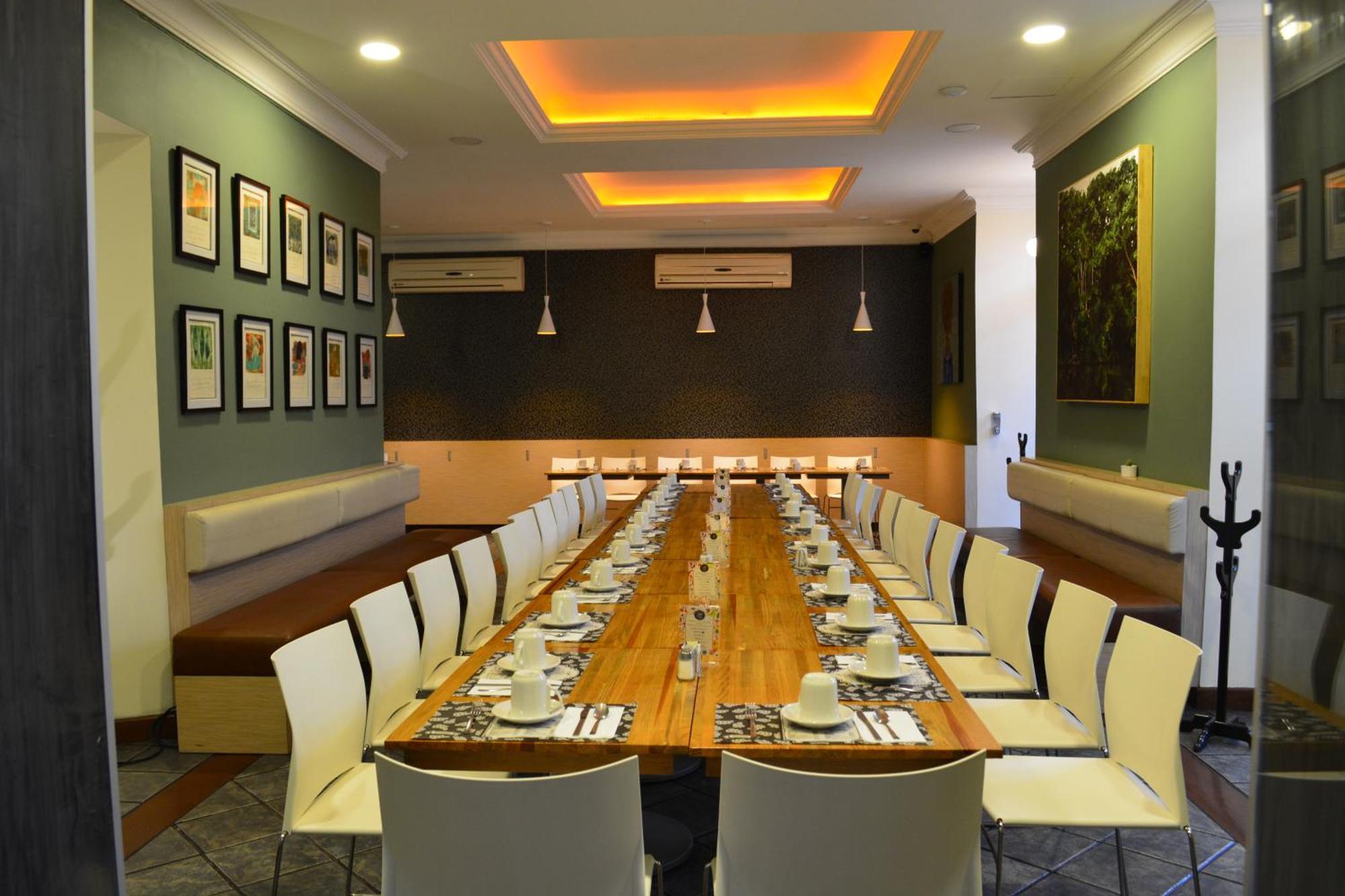 Abu Hotel 4*